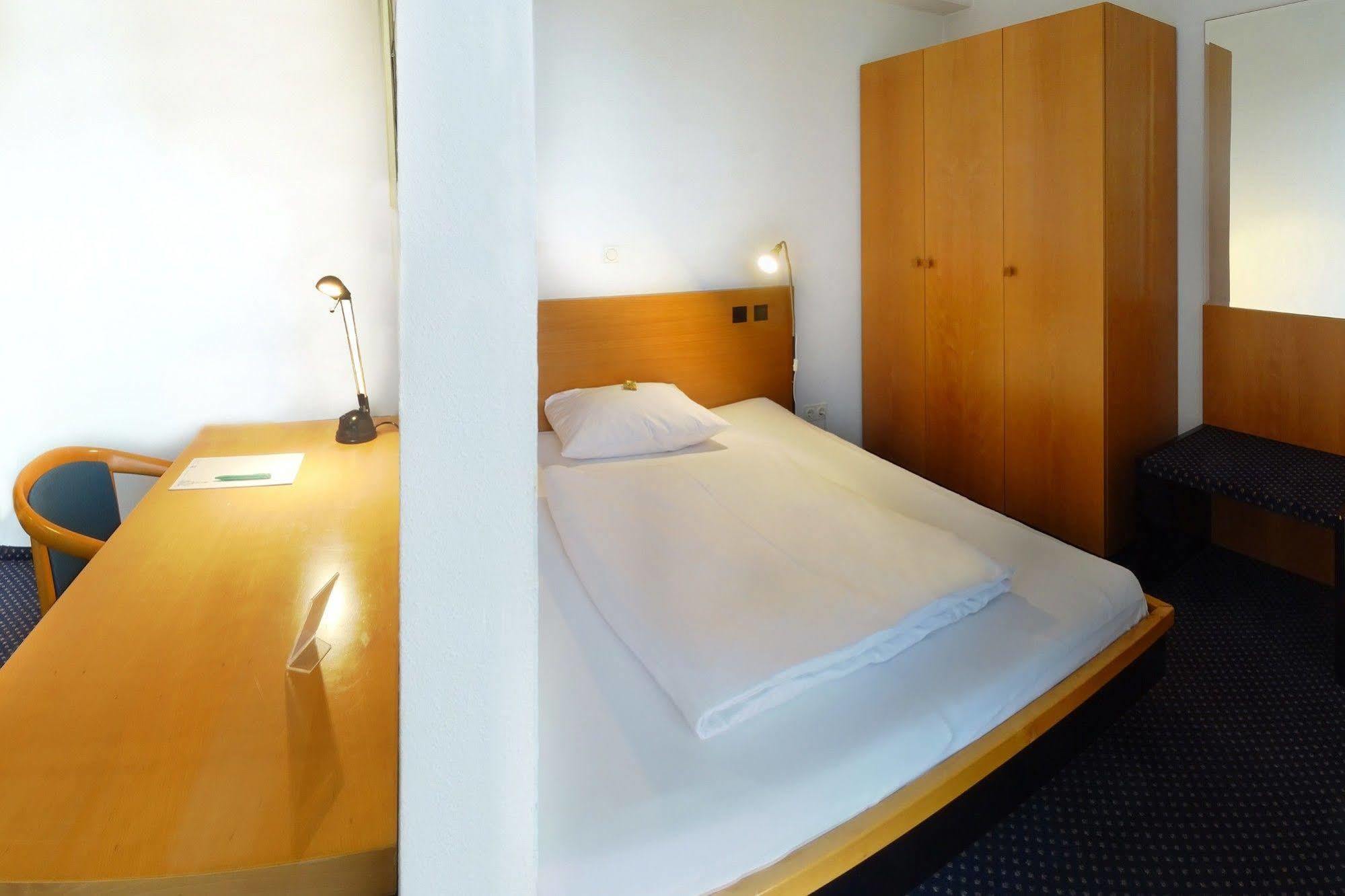Plaza Suites Rüsselsheim Eksteriør bilde
